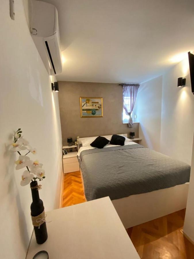 Guesthause Antonio Hotel Split Exterior foto